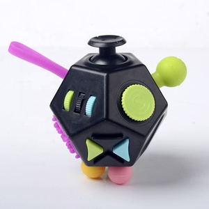 Bán Buôn Mini <span class=keywords><strong>Fidget</strong></span> Cube <span class=keywords><strong>12</strong></span> Mặt Magic <span class=keywords><strong>Fidget</strong></span> Toy Làm Giảm Căng Thẳng Đồ Chơi Bàn 3D Mô Hình Sáng Tạo Quà Tặng Sinh Nhật - Product Image 1