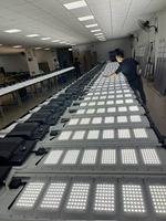 Lampadaire Solaire Intégré 150W IK10 IP66 avec Batterie LiFePO4, Conception Brevetée, Sans Raccordement au Réseau, pour Entrepreneurs et Projets Publics