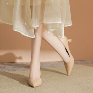 รองเท้าส้นเตี้ยหัวแหลม 5000A หนัง PU สำหรับใส่ทำงาน ผู้หญิง สวมใส่สบาย - Product Image 3