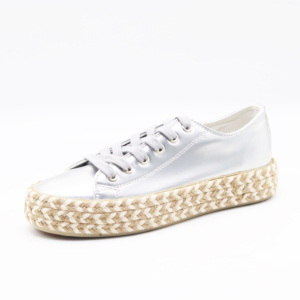 2024 nouvelle mode grande taille chaussures de sport décontractées femmes à lacets maille respirant PU chaussures décontractées plates - Product Image 3