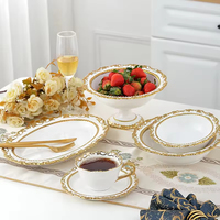 Service de Table en Céramique Royale de Luxe 16 Pièces Réutilisable avec Incrustation Dorée Assiettes en Porcelaine Style Classique Gaufré pour Usage Domestique Personnalisable