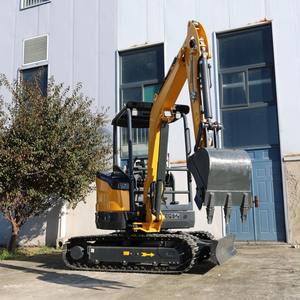 Excavadora eléctrica de 3 toneladas, excavadora sobre orugas con motor de tres cilindros con cabina, cumple con el estándar Euro 5/EPA - Product Image 4