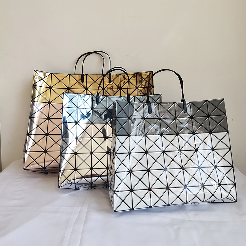 Custom Waterproof Reusable Hand Carry Transparent Shoulder Tote Bag for Clothing Store Gift Bag 100pcs MOQ Custom Logo