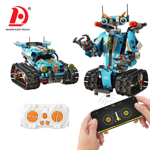 Ensemble de blocs de construction de char robot RC <span class=keywords><strong>2</strong></span> en 1, 701 pièces, application et télécommande, briques techniques transformables, jouets éducatifs STEM - Product Image 2