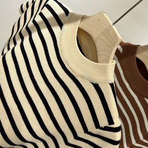 Maglia Estiva da <span class=keywords><strong>Donna</strong></span> a Maniche Corte, Collo Alto, a Righe, Vestibilità Slim in Poliestere - Product Image 2
