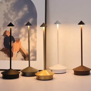 Lámpara de Mesa Táctil Inalámbrica Mini de Lujo Moderna, Lámpara de Mesa LED Recargable para Hotel, Restaurante Pequeño - Product Image 1