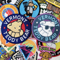 Badges et Écussons Personnalisés Brodés de Haute Qualité, Couleurs et Tailles sur Mesure, en Tissu Sergé Écologique pour Vêtements et Chapeaux