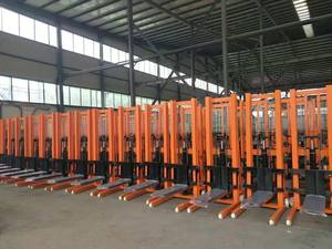 <span class=keywords><strong>500kg</strong></span>油圧手動パレットスタッカーリフトトラック倉庫取り扱い装置手動スタッカー - Product Image 4