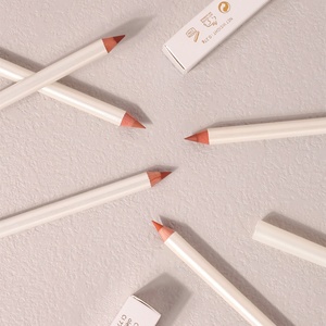 Crayon à lèvres mat nude brun, vegan, crémeux, waterproof, longue tenue, lisse, marque personnalisée, étiquette privée, ensemble de crayons à lèvres - Product Image 4