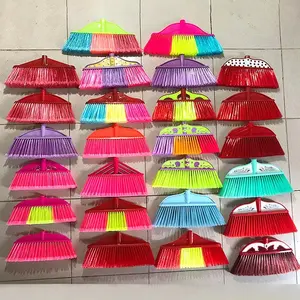 Chinese Suppliers Light Different Colors Rechargeable Sweep Floor Indoor Outdoor Wooden Handle Hold Brooms Head