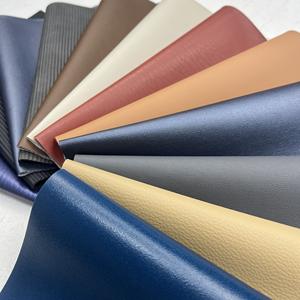 Vente en gros de rouleaux de tissu en daim simili cuir synthétique synthétique PU de couleur unie douce et lisse sur mesure pour le bricolage de sacs à main et de portefeuilles - Product Image 2