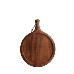 Planche à découper en bois de noyer naturel, planche de service rainurée pour pizza, avec poignées, pour les fêtes, la cuisine - Product Image 1