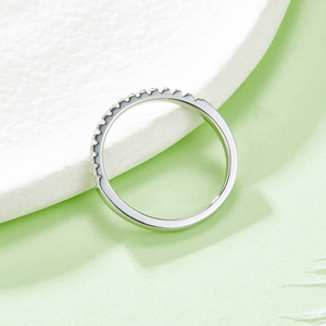 Anillo de Protección Recto J&C en Plata de Ley 925 con Baño de Oro Blanco y Diamante Cultivado en Laboratorio de 0.33ct Color D para Mujer - Product Image 4