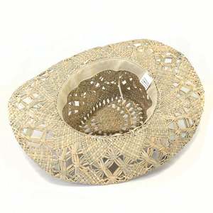 Chapeau de cowboy occidental en paille naturelle tressée à la main, avec perles et coquillages, idéal pour la plage et la protection solaire – Nouvelle collection été, vente flash - Product Image 5
