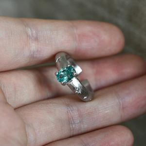 Bague en argent pur S925 Aurora Palaiba, design de niche, roue étoilée, diamant rose empilé, plaqué or 18 carats, diamant Papalacha à haute teneur en carbone - Product Image 1