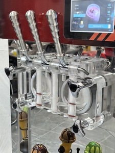 Commercial Large Capacity 25-30L Equipment Desktop and Vertical 3-head Mixed Flavor Soft <b>Ice</b> <b>Machine</b> - Product Image 3