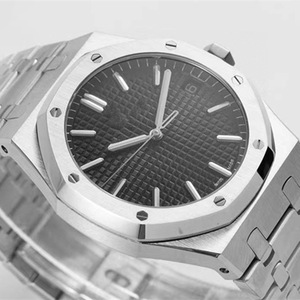 Montre mécanique de haute qualité avec boîtier octogonal en acier inoxydable brossé, bracelet en métal intégré, cadran bleu quadrillé - Product Image 4