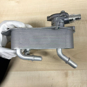 Radiatore Olio Trasmissione Automatica 17217529499 con Base di Montaggio per BMW <span class=keywords><strong>Serie</strong></span> 1 e 3 E81 E82 E87 E88 E90 E91 E9 X1 Z4 - Product Image 3