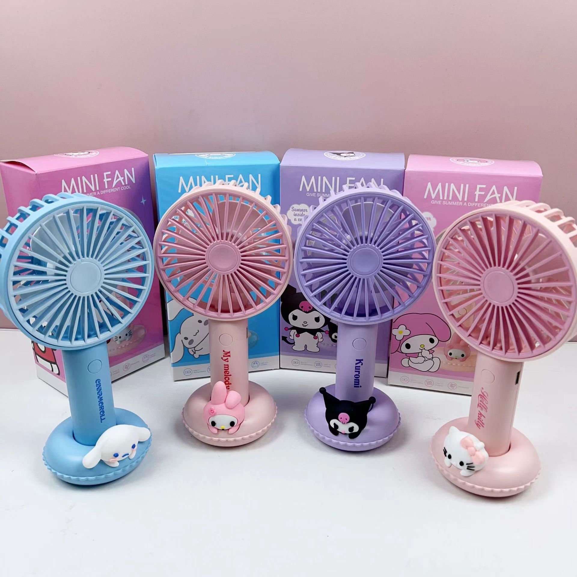Kawaii Sanlio My Melodi Kulomi Kittycat портативный USB зарядка большой ветер Студенческая бытовая техника игрушка мини настольный вентилятор