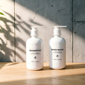 Flacone per Shampoo in PET Biodegradabile Bianco da 500ml con Pompa per Siero, Lozione e Sapone Liquido per la Cura della Pelle - Product Image 6