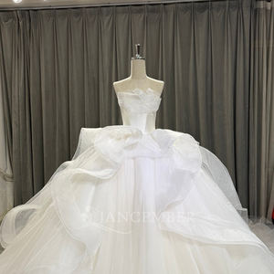 Vestido de Novia Moderno OY027 con Cuello Barco, Cola Capilla de Tul, Flores de Encaje y Cristales, Largo hasta el Suelo, Estilo Princesa - Product Image 3