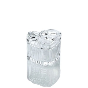 <b>Heart</b> <b>Shaped</b> Crystal Glass Jewelry <b>Box</b> Lid Fashionable Embossed Home Storage Decorative Ornament Valentine's Day Custom Brand - Product Image 5
