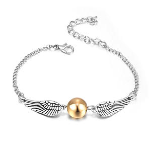 Pulsera de <span class=keywords><strong>Snitch</strong></span> Dorada de Bronce Antiguo de las Reliquias de la Muerte, Joyería de Películas de Moda al por Mayor, Pulseras de <span class=keywords><strong>Snitch</strong></span> Dorada para Cosplay - Product Image 1