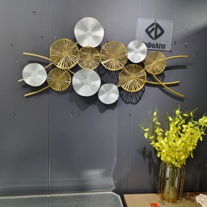 Décor mural en fer de qualité supérieure 117X54CM, décor mural horizontal en métal doré pour salon - Product Image 6