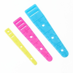 เข็มขัด3สีอุปกรณ์ทำเกลียวสำหรับใส่เข็มขัดแบบยืดหยุ่นอุปกรณ์ร้อยเชือกสำหรับเย็บปะติดปะต่อกันแบบเรียบง่าย - Product Image 1