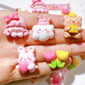 Popular Design Resin Crafts Resin Heart Cloud Resin Pendant Wholesale Diy Phone Case Charms Hairphin Accessories for Decoration