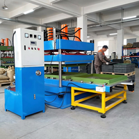 Machine de pressage de dalles de sol en caoutchouc, équipement industriel d'usine pour la vulcanisation à chaud de granulés de pneus recyclés pour tapis de pavage