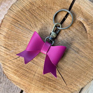 In stock, simple PU leather keychains, <b>bag</b> charms, sweet bow-shaped pendants, creative <b>key</b> <b>rings</b>. - Product Image 3