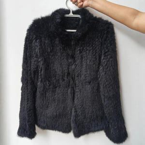 <span class=keywords><strong>Cappotto</strong></span> Lungo Casual da Donna Invernale in Stile Europeo, Eco-Friendly, Morbido e Soffice, in Lana e <span class=keywords><strong>Pelliccia</strong></span> di Coniglio Bianca Tinta a Mano, con Scollo a V - Product Image 6