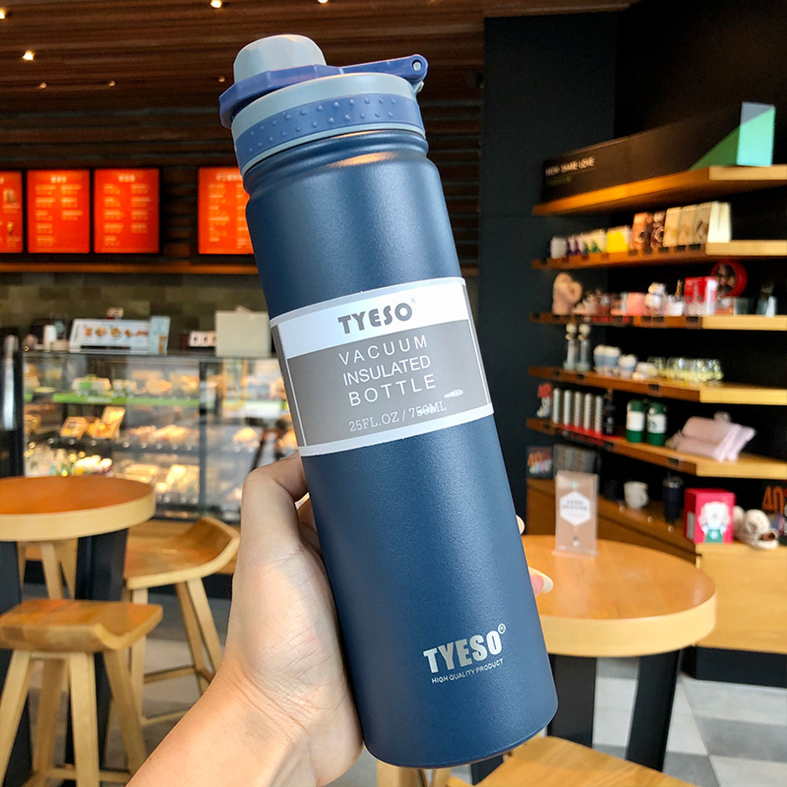 TYESO Isolierte Edelstahl-Wasserflasche 750 Ml Mit Tragegriff – Auslaufsicher, BPA-frei, Für Sport & Reise