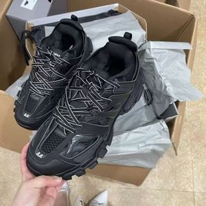 Nuove <span class=keywords><strong>Scarpe</strong></span> Casual di Lusso per <span class=keywords><strong>Uomo</strong></span> e Donna, Traspiranti con Fodera in Rete Morbida, Chiusura con Lacci, Suola in TPU 7.0, Stile da Passeggio - Product Image 6