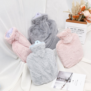 Bouillotte avec housse en peluche gris rose 500L 1000L 2000L, chauffe-mains d'hiver, protection contre la surchauffe, alimentation manuelle - Product Image 1