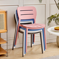 Chaise de salle à manger en plastique avec dossier épaissi, fauteuil pliable et empilable pour adulte, design minimaliste et moderne, idéal pour l'étude