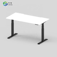 Bureau debout exécutif blanc, bureaux électriques réglables à double moteur pour un usage domestique