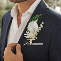 Ensemble personnalisé fait main de corsages de poignet et de boutonnières en fausse calla en EVA, vente en gros pour mariages et fêtes nuptiales