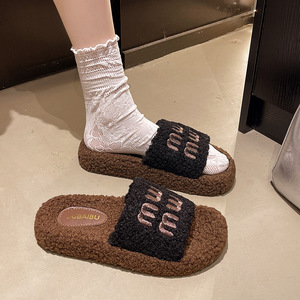 Pantuflas de Diseño Personalizado Trustbridge, Tendencia de Moda Otoñal, Suela de Plataforma Suave de PVC, para Interiores, Punta Acolchada, Color Sólido, para Damas y Caballeros - Product Image 3