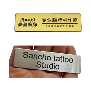 Fabbrica cinese con <span class=keywords><strong>nome</strong></span> personalizzato in acciaio inossidabile distintivo con Logo elegante con <span class=keywords><strong>nome</strong></span> magnetico in metallo placcato oro con etichetta in metallo con stampa UV - Product Image 3