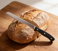 Couteau à pain en acier inoxydable de haute qualité, bord dentelé, léger, tranchant, durable, outil de cuisine indispensable pour couper le pain et les gâteaux
