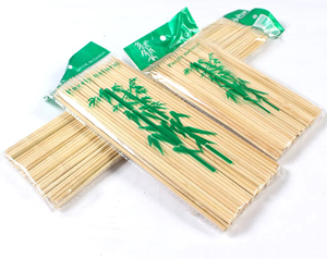 Vente en gros <span class=keywords><strong>de</strong></span> <span class=keywords><strong>brochettes</strong></span> <span class=keywords><strong>de</strong></span> bambou jetables <span class=keywords><strong>de</strong></span> 10 à 50cm pour barbecue pour votre prochain rassemblement en plein air <span class=keywords><strong>de</strong></span> barbe à papa au bœuf marmite épicée aux <span class=keywords><strong>fruits</strong></span> - Product Image 2