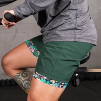 Shorts de course pour hommes à compression, taille haute, avec poches de 7 pouces et empiècements en mesh de 3 pouces pour le bas du corps