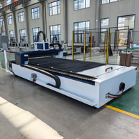 Machine de découpe laser à fibre CNC standard YYC avec entraînement à crémaillère pour une mouvement fluide et une haute précision dans la découpe de tôles métalliques
