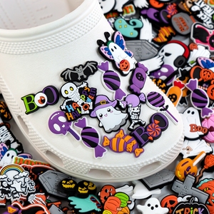 จี้รองเท้ารูปสัตว์การ์ตูนฮาโลวีนสุดหลอน ปี 2025 สำหรับตกแต่งรองเท้า ตัวละครฮาโลวีน ลูกกวาด ของตกแต่งรองเท้าช่วงฤดูใบไม้ร่วง อุปกรณ์เสริมจี้รองเท้า - Product Image 2