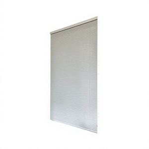 Paneles de Cerca Decorativos de Aluminio con Recubrimiento en Polvo con Aspecto de Madera para Balcones de Resorts de Playa en Camboya, Villas, Patios y Fachadas de Centros Comerciales - Product Image 1