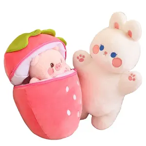 Kawaii - Travesseiro de frutas transformado para bebês, brinquedo de pelúcia de coelho de porco, novo em 2024, traje de morango e frutas