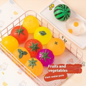 Vente en gros de jouets anti-stress, balles anti-stress douces et collantes, balles anti-stress en forme de fruits et légumes, jouets à presser, jouet sensoriel en forme de tomate - Product Image 1