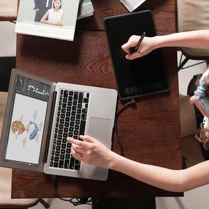 Huion — <span class=keywords><strong>tablette</strong></span> <span class=keywords><strong>graphique</strong></span> H950P <span class=keywords><strong>pour</strong></span> dessin digital, adaptée au pc, avec stylet portable, stylet inclinable, 8192 niveaux de sensibilité à la pression, USB, design bon marché - Product Image 3